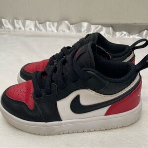 Nike Jordan 1 Low Alt Toddler Boys fashion sneakers Shoes size 12C